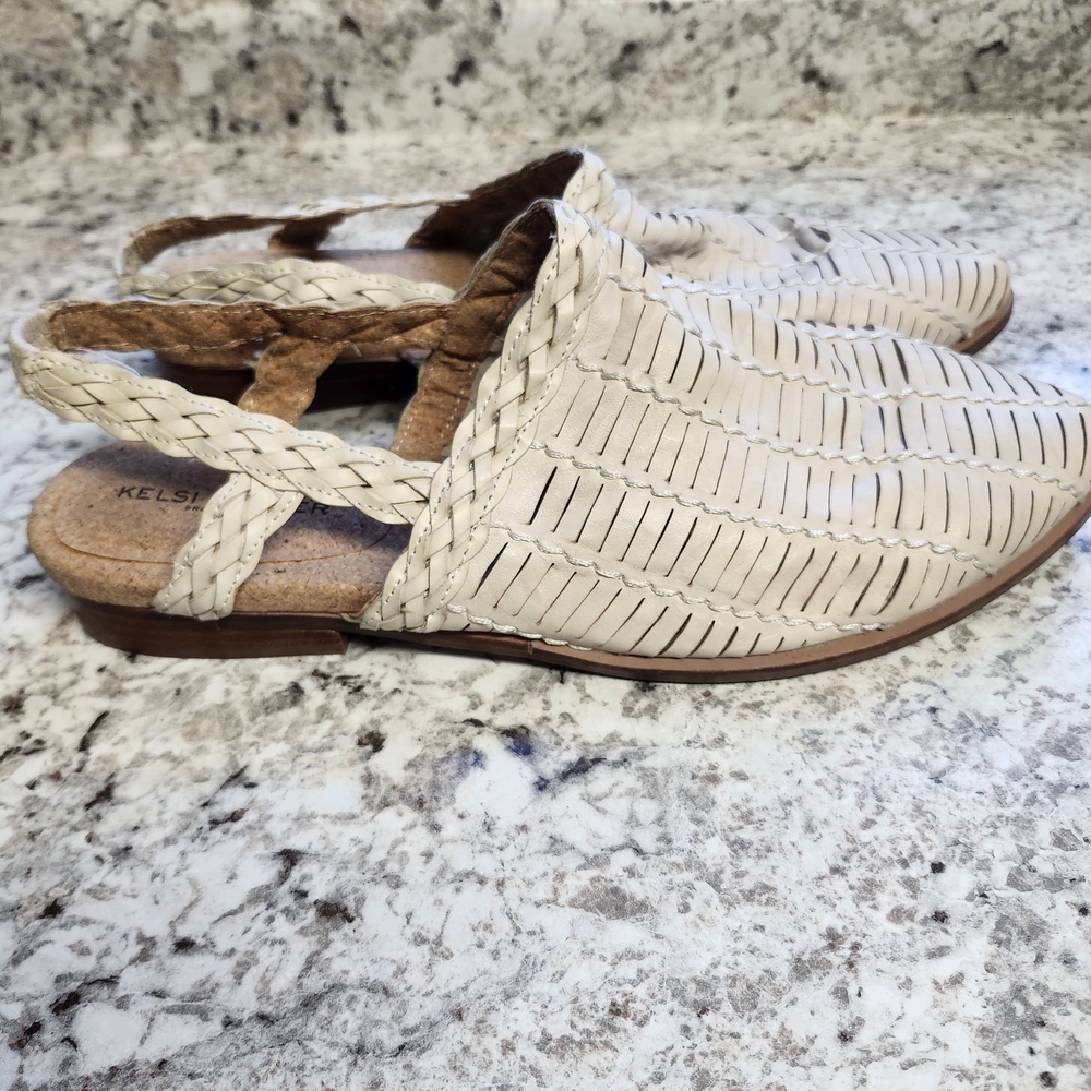 Kelsi Dagger Brooklyn Spencer Cream Flats Women's Size 11 - Picture 3 of 5